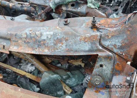 2011 GMC Yukon Denali from USA, damaged, VIN 1GKS1EEF8BR355162